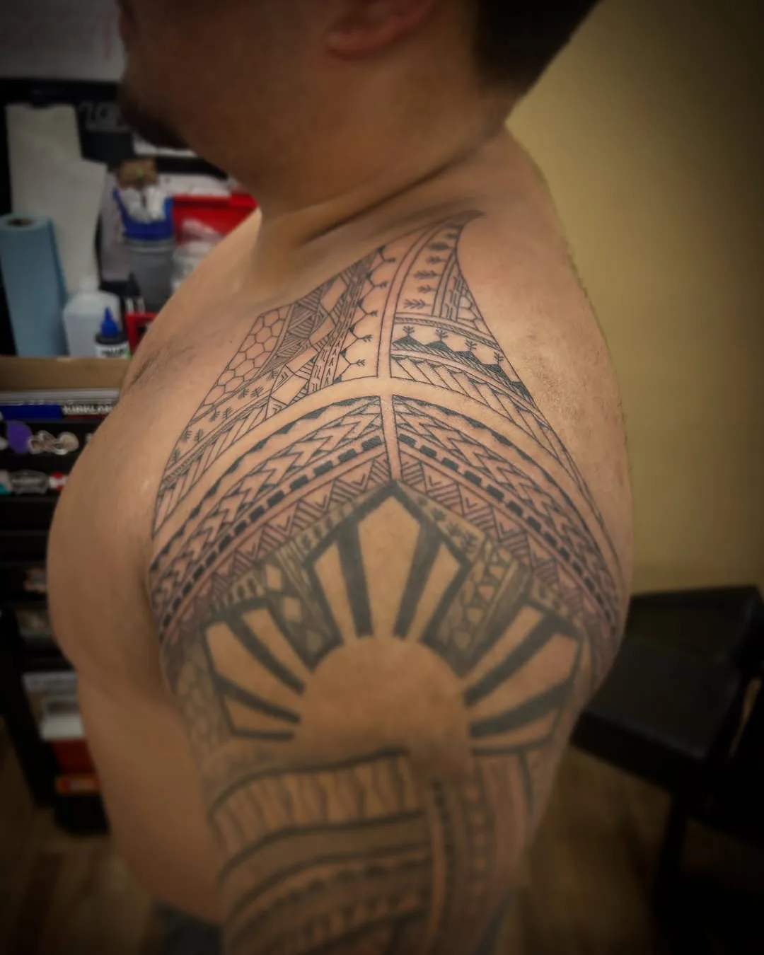 Shoulder tribal tattoo by To'a